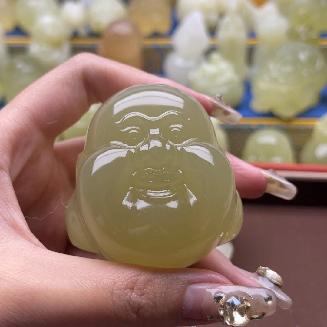 臣***月玉天然桌面摆放摆件