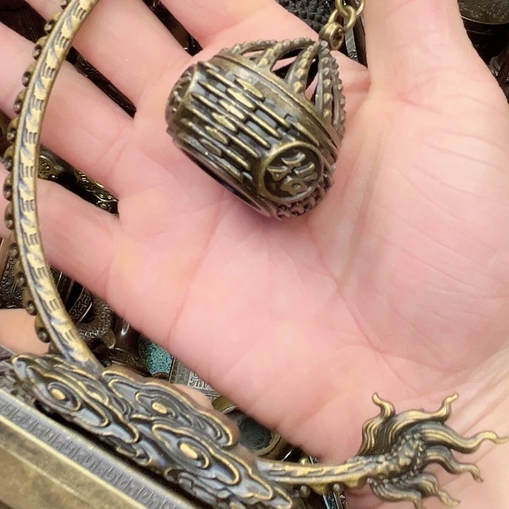 专属定制精美铜摆件