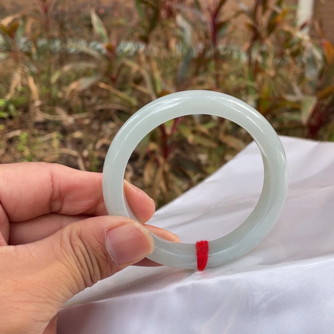 翡翠未镶嵌手镯58.5糯化晴水种老肉细