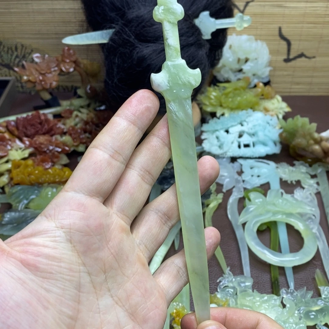 蛇纹石玉未镶嵌发饰