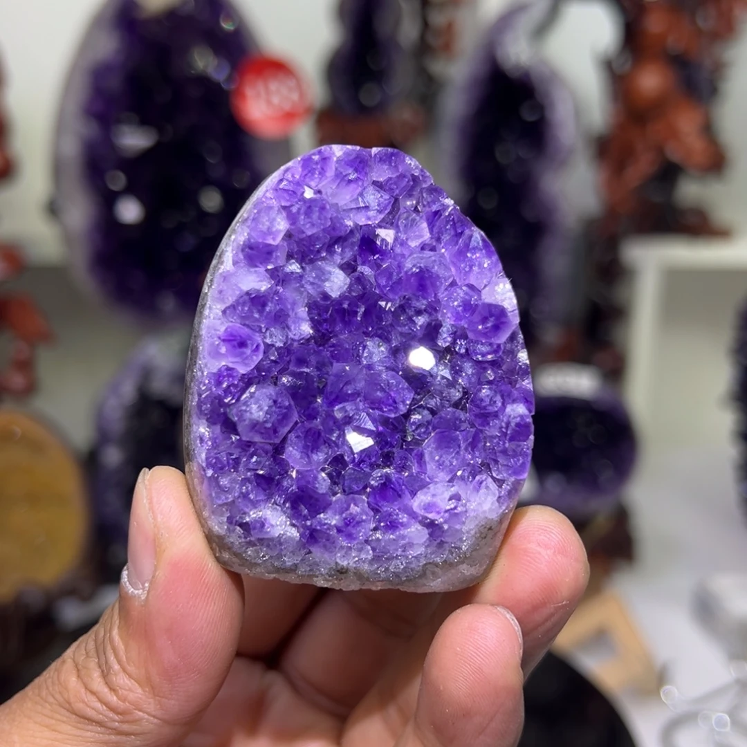 水晶未镶嵌大型摆件（非配饰）