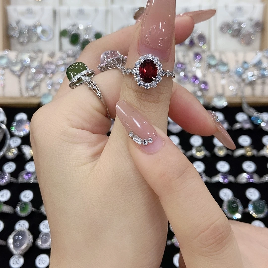 *****石榴石戒指银S925镶嵌