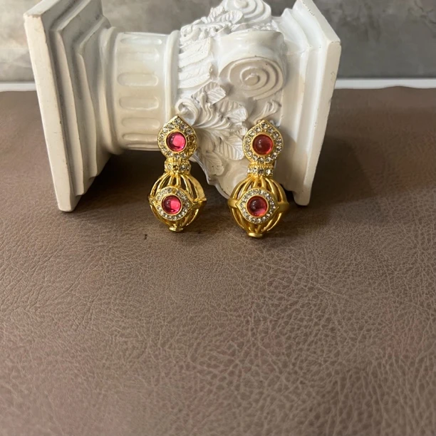 铜合金耳饰 V苏曼尼娜镂空系列手工轻奢优雅百搭法式镶嵌