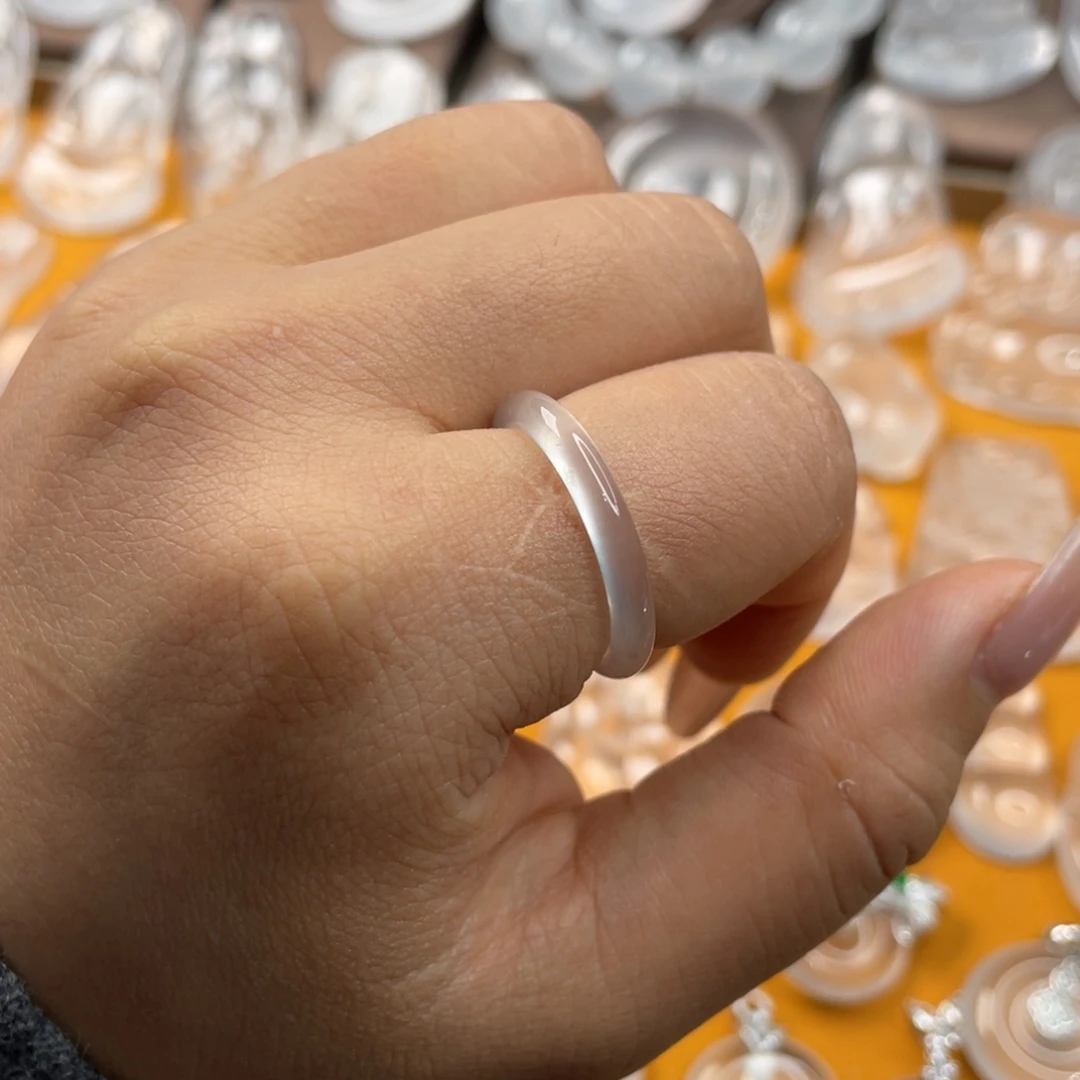 石英质玉戒圈未镶嵌