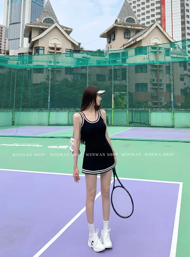 越野兔夏季修身针织黑色吊带裙纯欲紧身设计显身材