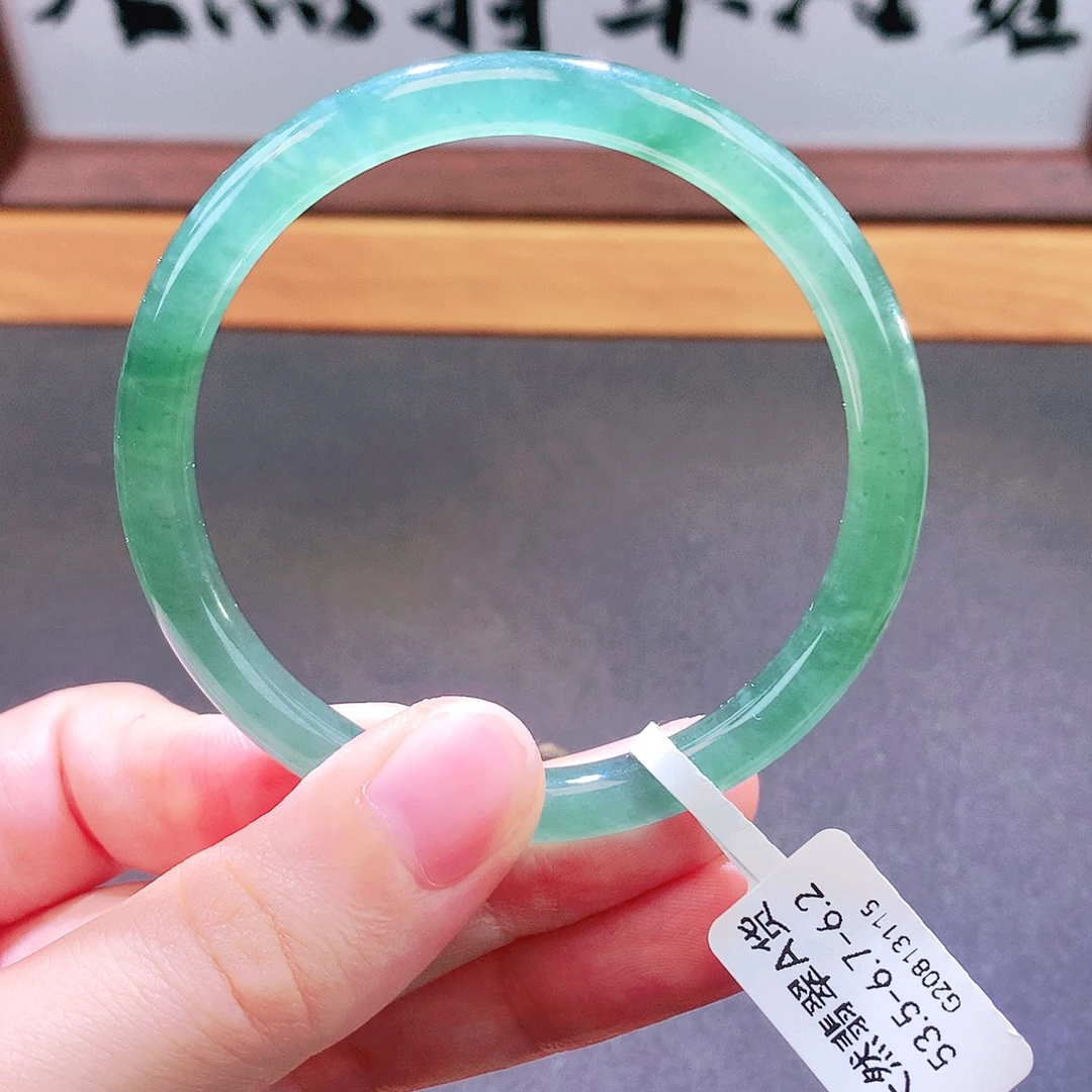 翡翠未镶嵌手镯天然翡翠