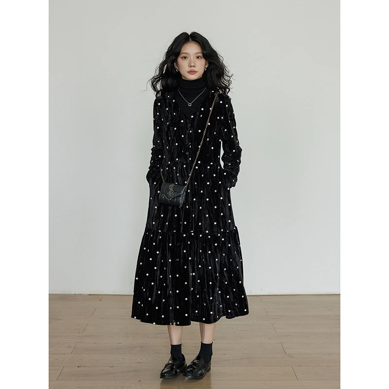 vastand维尚 冬季v领复古丝绒长袖连衣裙黑色赫本风法式长裙子女