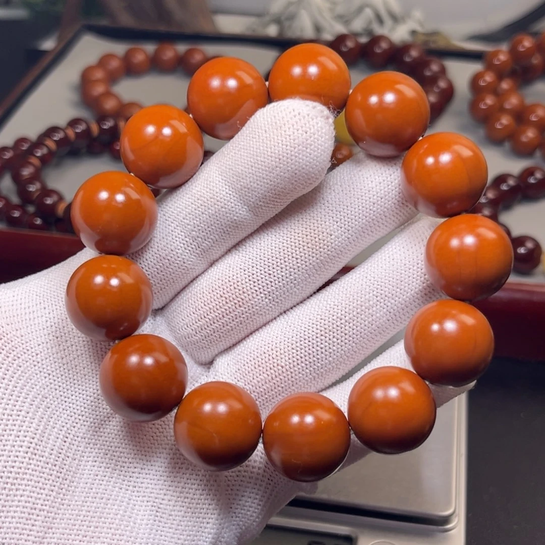 A***新吊坠橄榄核1.86+树王精品铁核 小孔