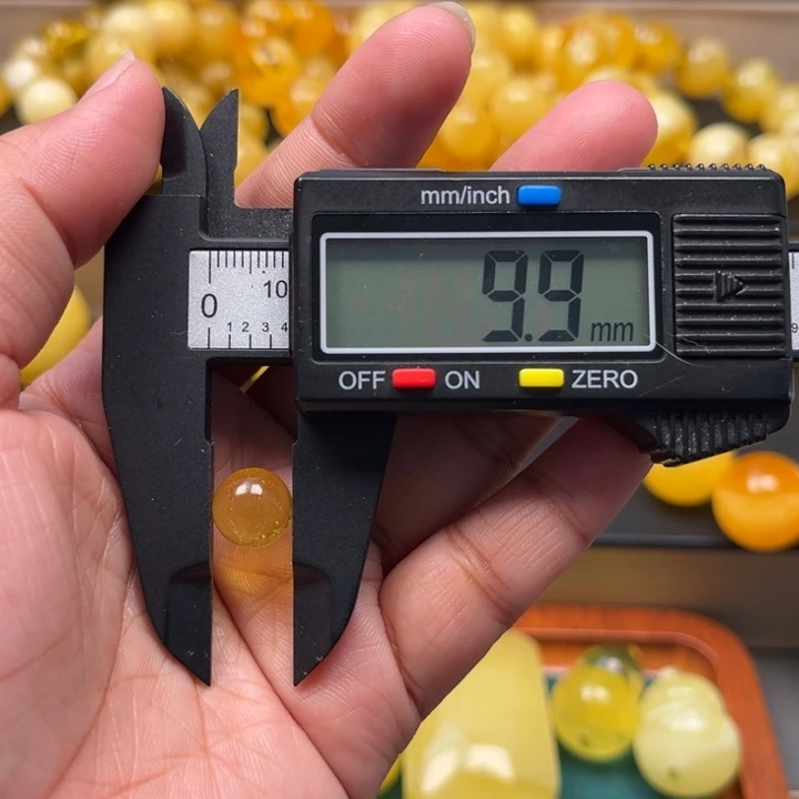 丽***萨琥珀未镶嵌珠宝奇石M190号金沙