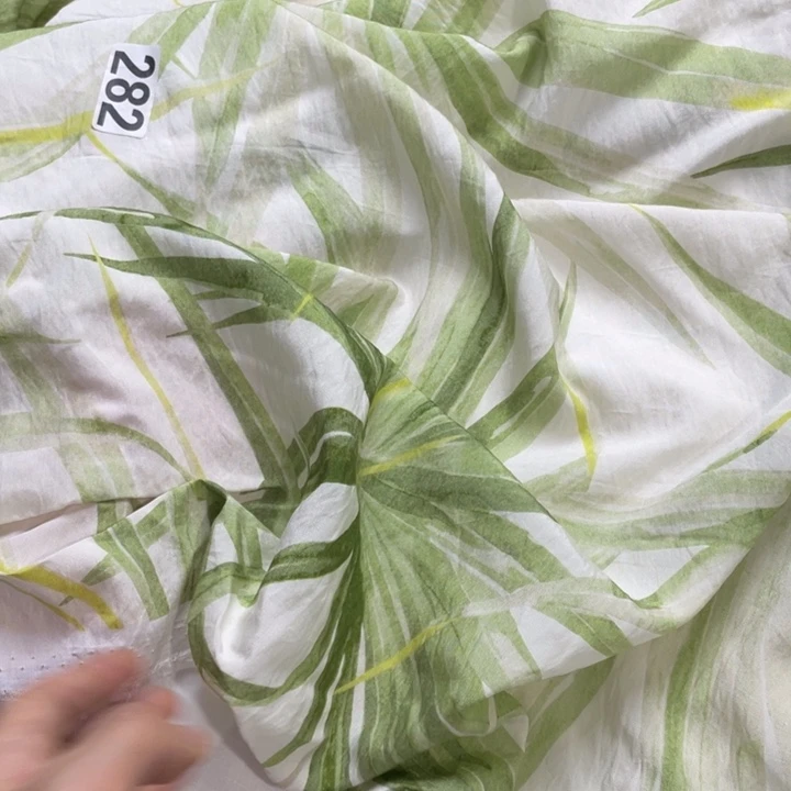 天丝（莱赛尔纤维）天丝亚麻绿色印花3米