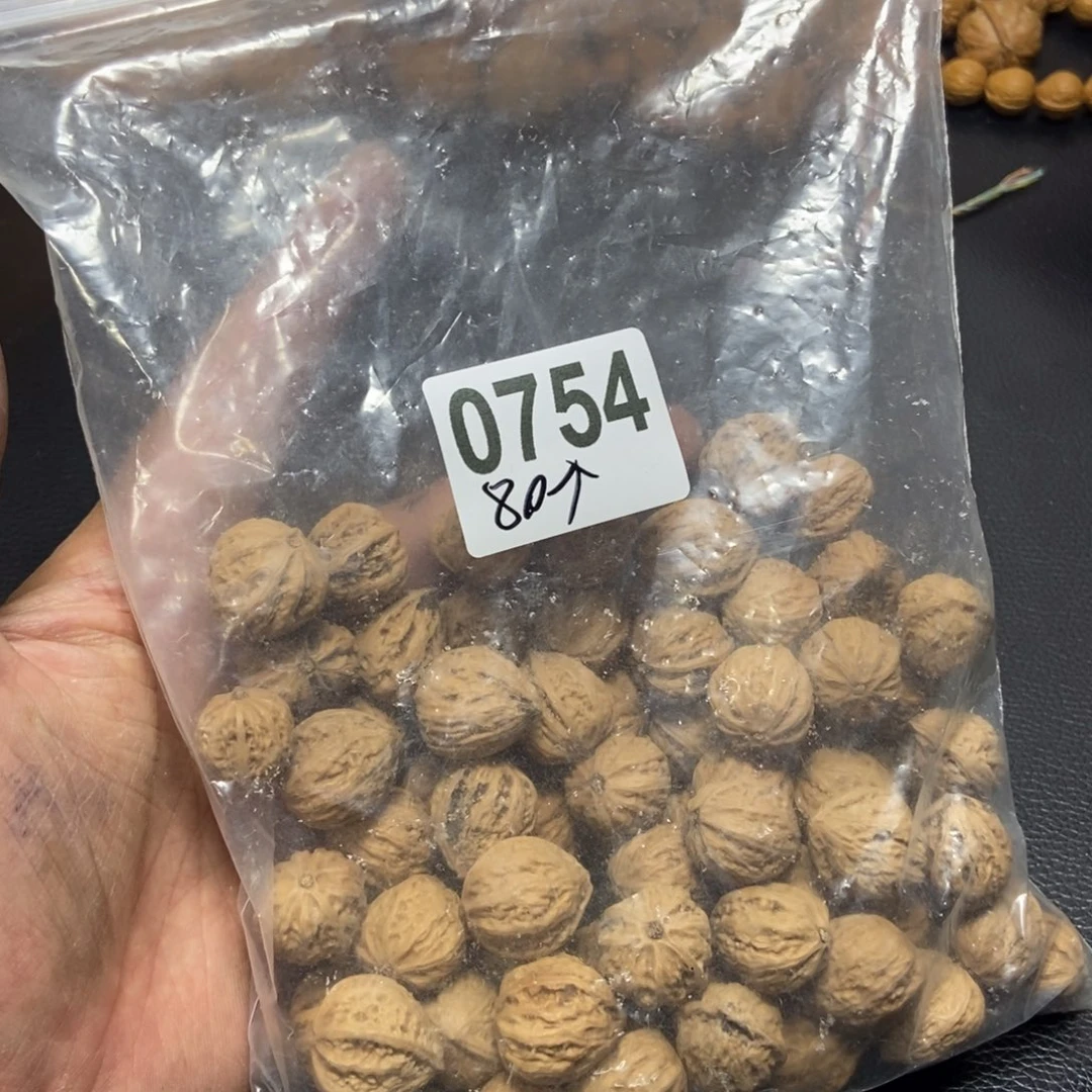 文玩核桃吊坠我**翔秋子
