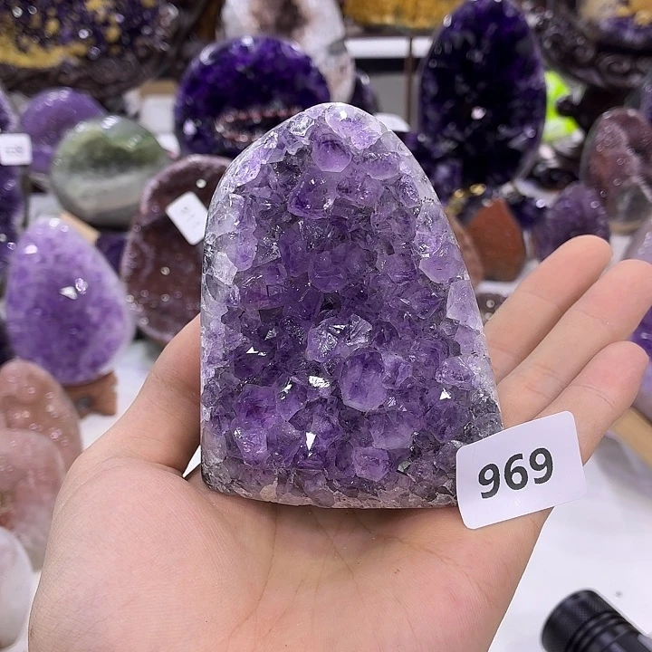 水晶大型摆件（非配饰）未镶嵌