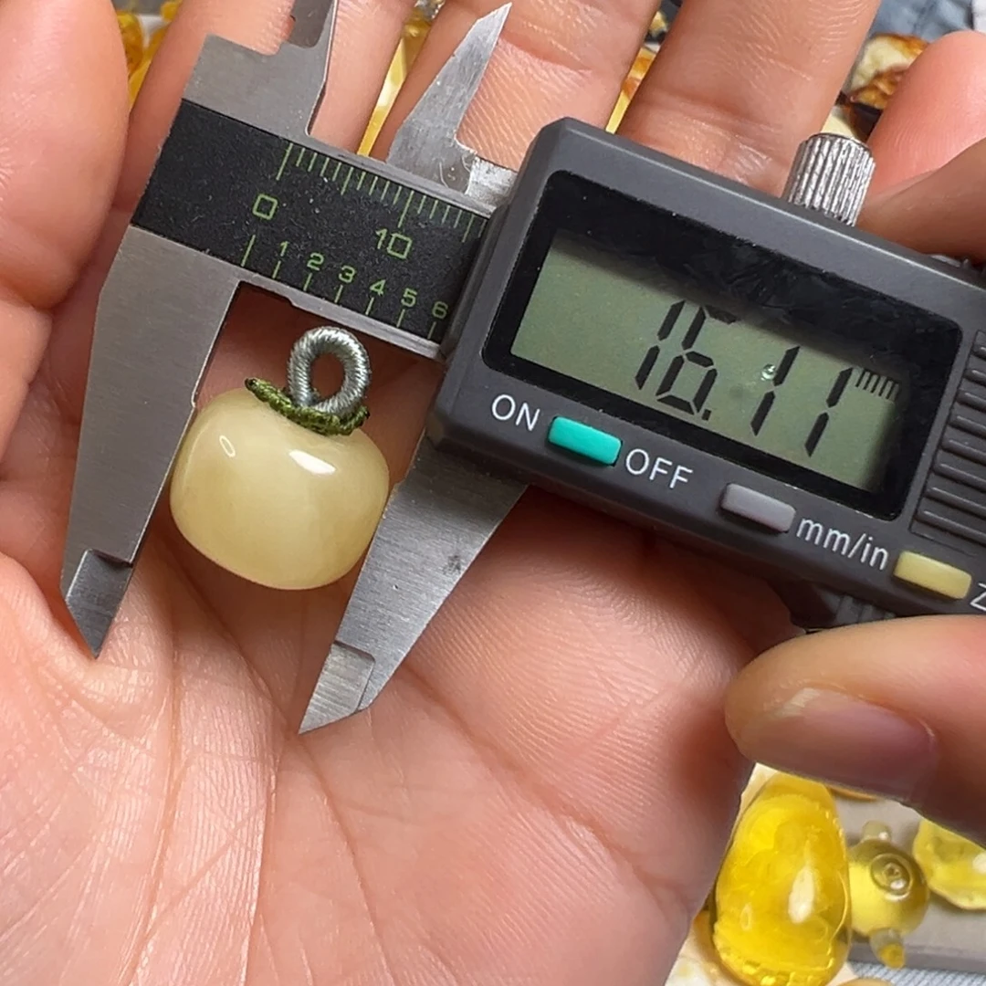 蜜蜡未镶嵌裸石蜜蜡