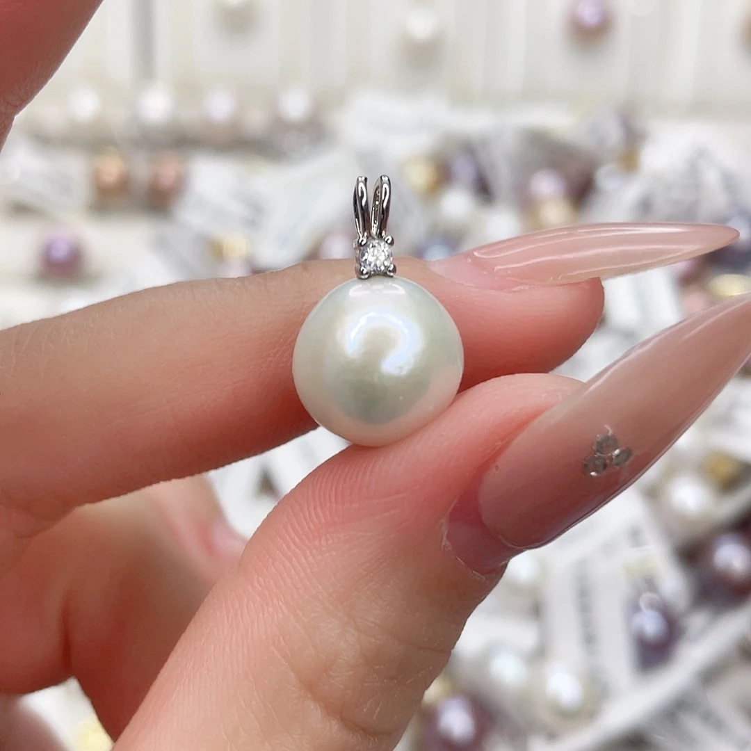 淡水珍珠吊坠(赠链)未镶嵌