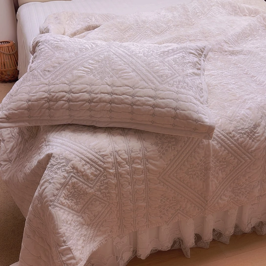 棉丽莎白色三件套