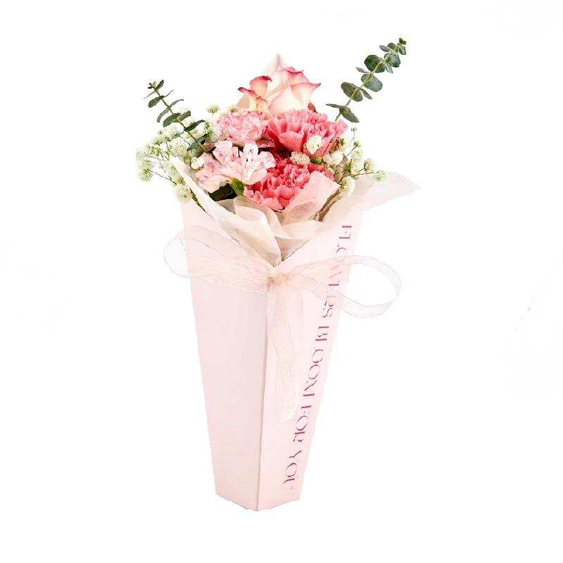 【女神颂歌】精品康乃馨花束 高约30cm