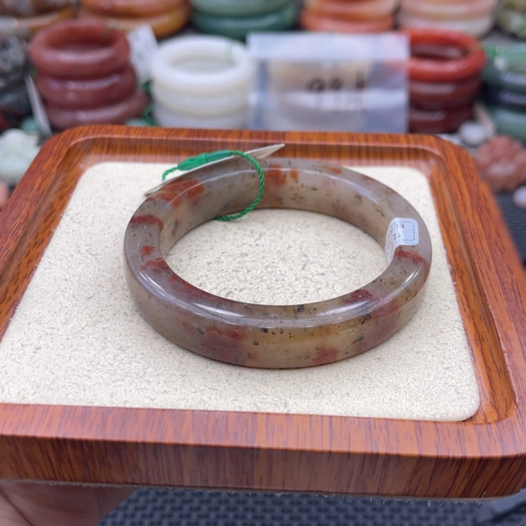 石英质玉未镶嵌手镯