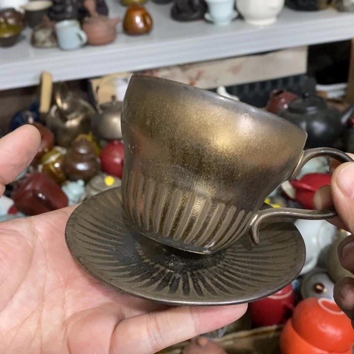 陶瓷艺术品及陶瓷制品