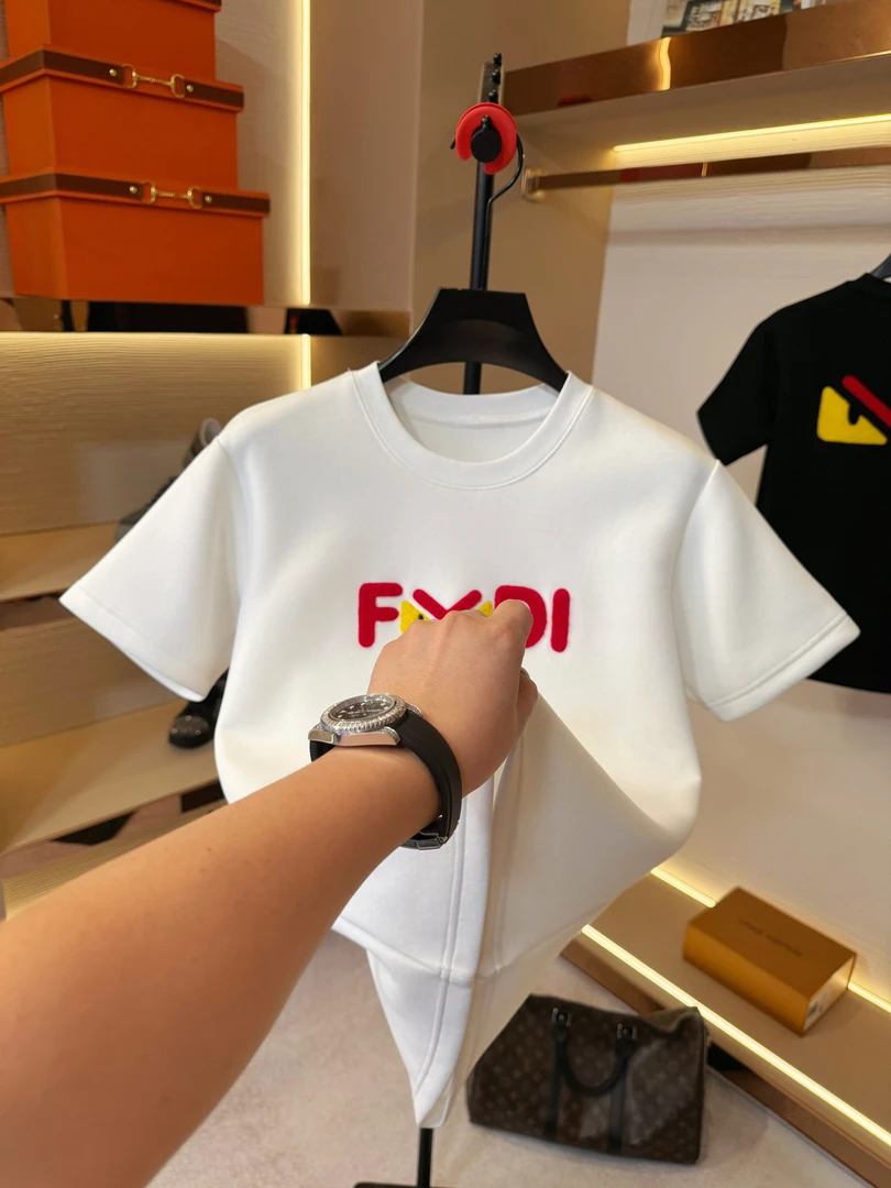 [奢侈品店]欧洲站设计师潮流时尚男女同款高奢T恤8801