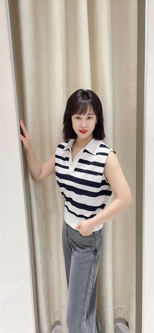 迪家时尚青金石蓝条纹上衣