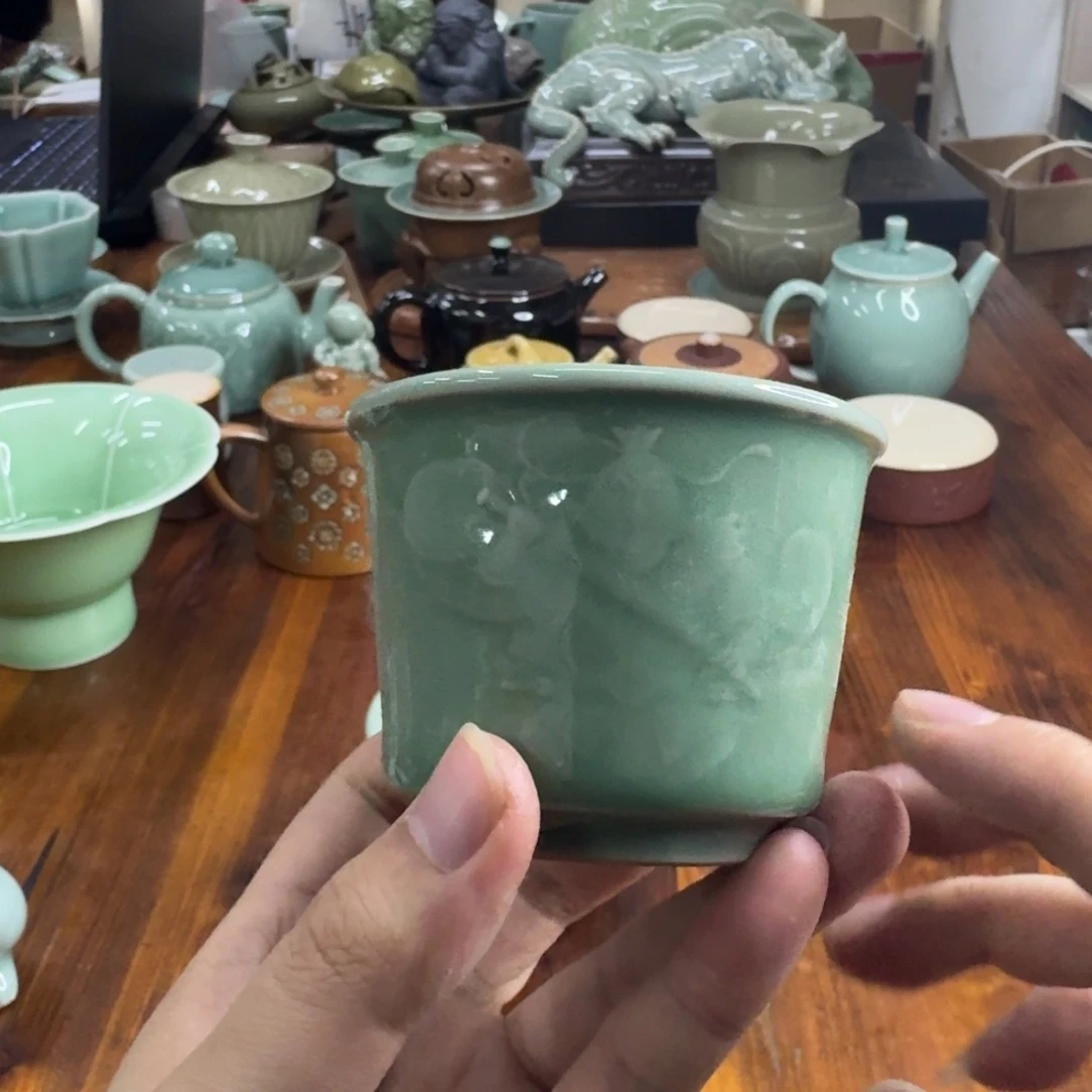 小仲龙泉青瓷微瑕86193