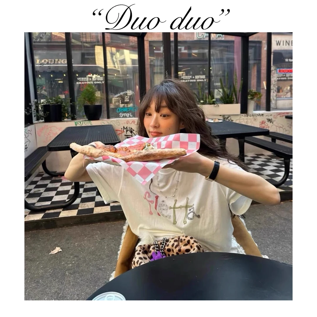 明星同款 - 韩国单休闲百搭F*etta字母印花圆领套头T恤短袖女