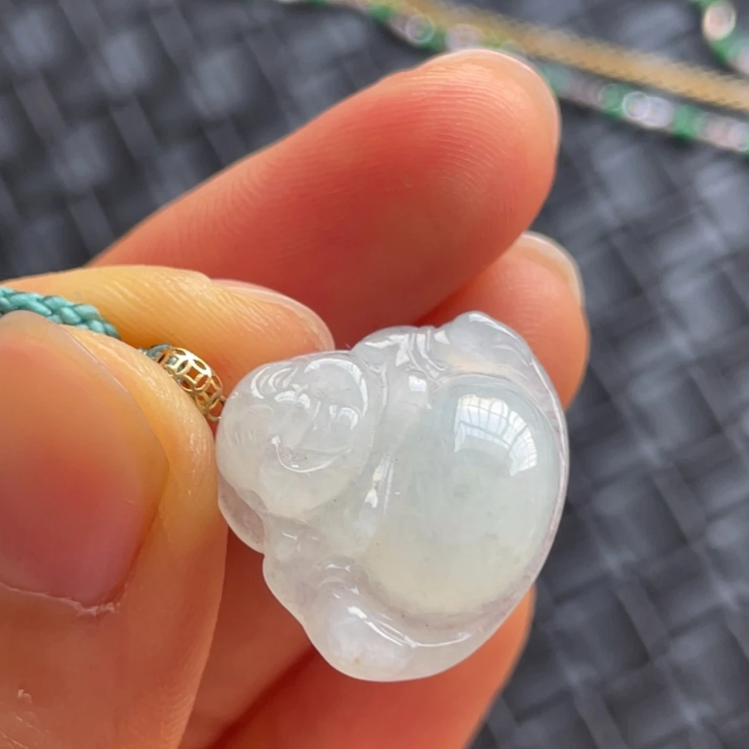 翡翠颈饰18K金镶嵌佛不退换