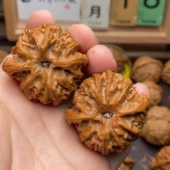 把件文玩核桃苹果园42