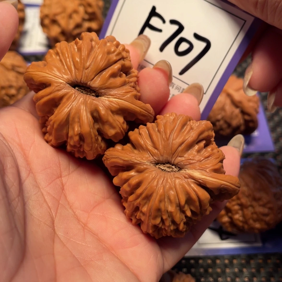 文玩核桃把件707号楼子45