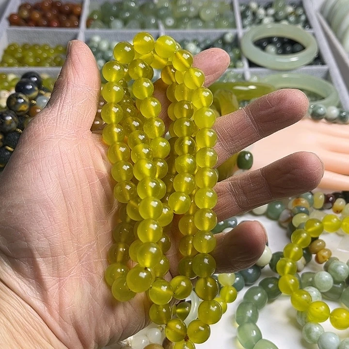 合金蛇纹石玉颈饰