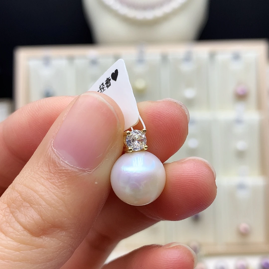 淡水珍珠合金颈饰