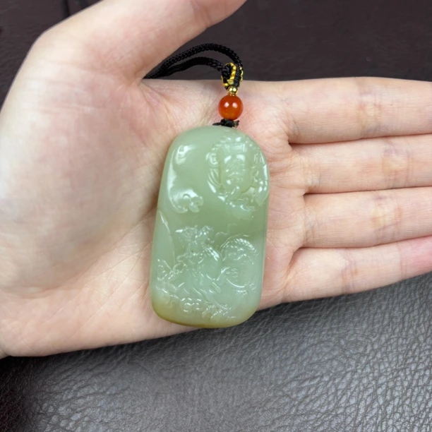 A0300和田玉财神202511