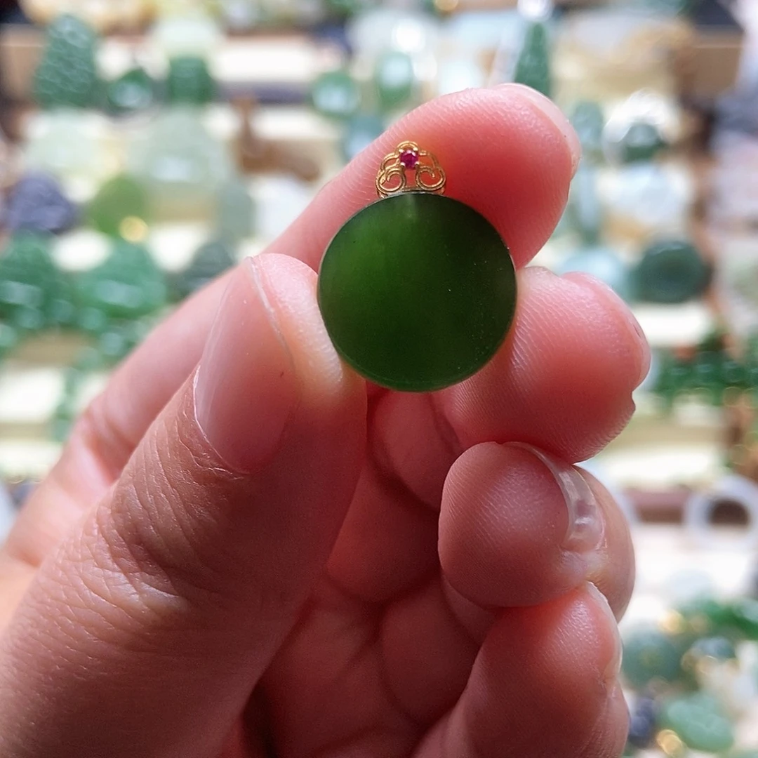 吊坠(不含链)18K金镶嵌和田玉