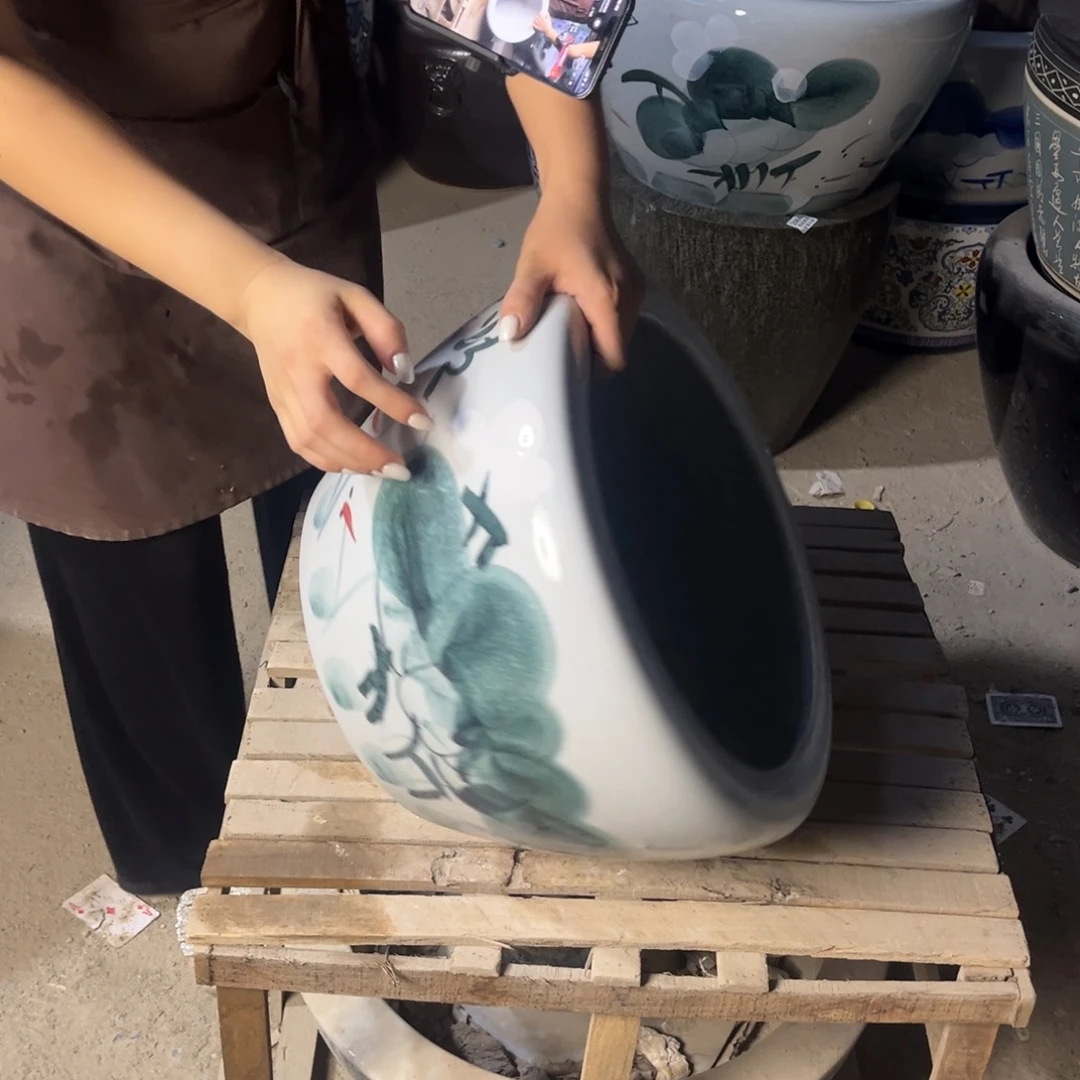 瓷片白荷花40.88888888