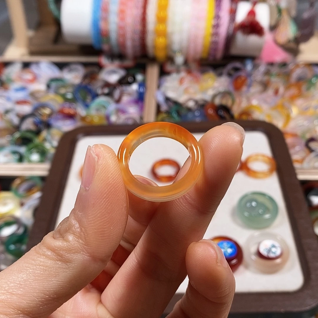 玛瑙/玉髓戒指未镶嵌超***吗