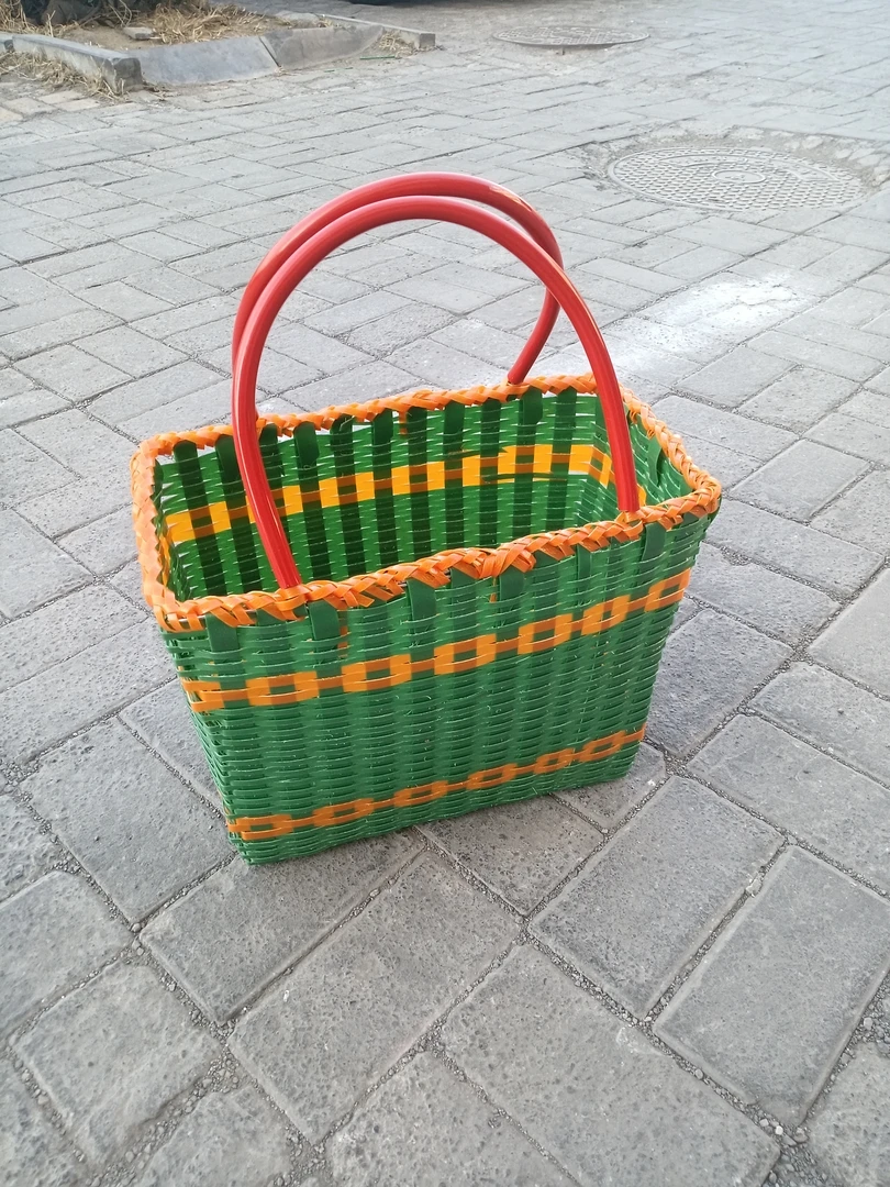 手工篮子手提塑料提篮收纳编织手编菜篮子购物篮家用采摘野餐方形