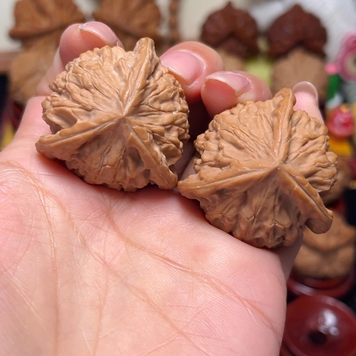 文玩核桃吊坠39全品糖三角奔