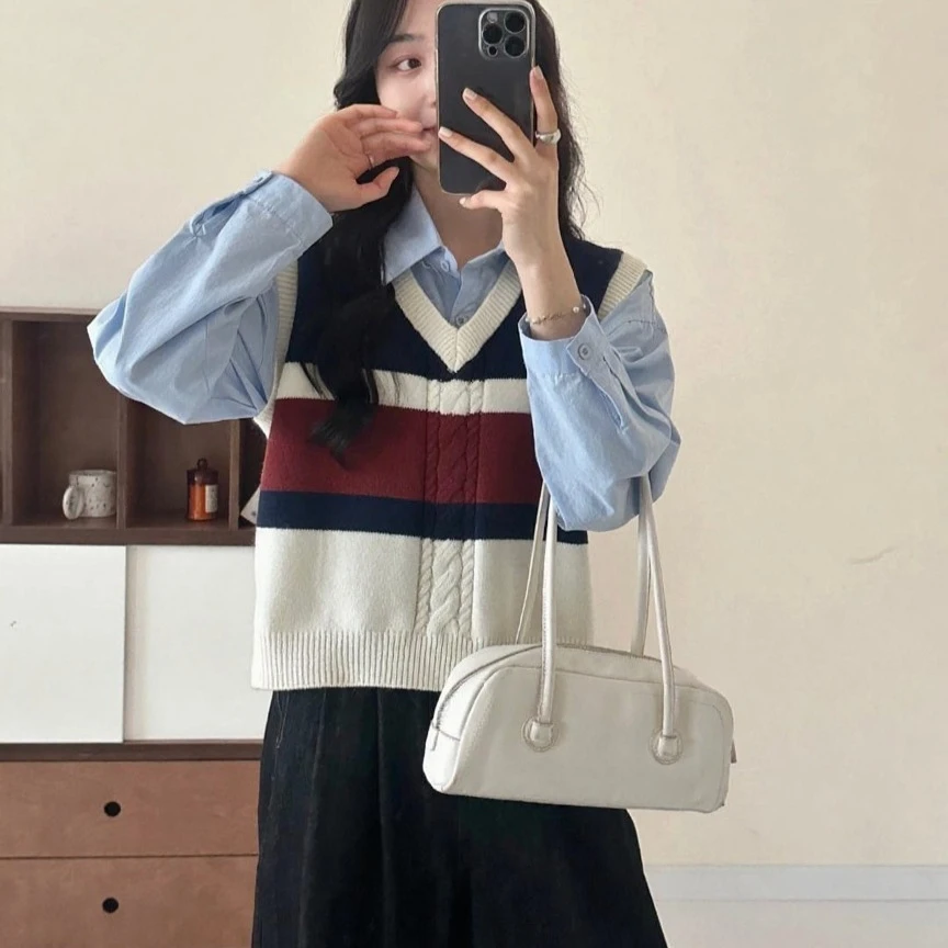 通勤风2025秋冬新款撞色设计感麻花针织马甲无袖叠穿宽松毛衣背心