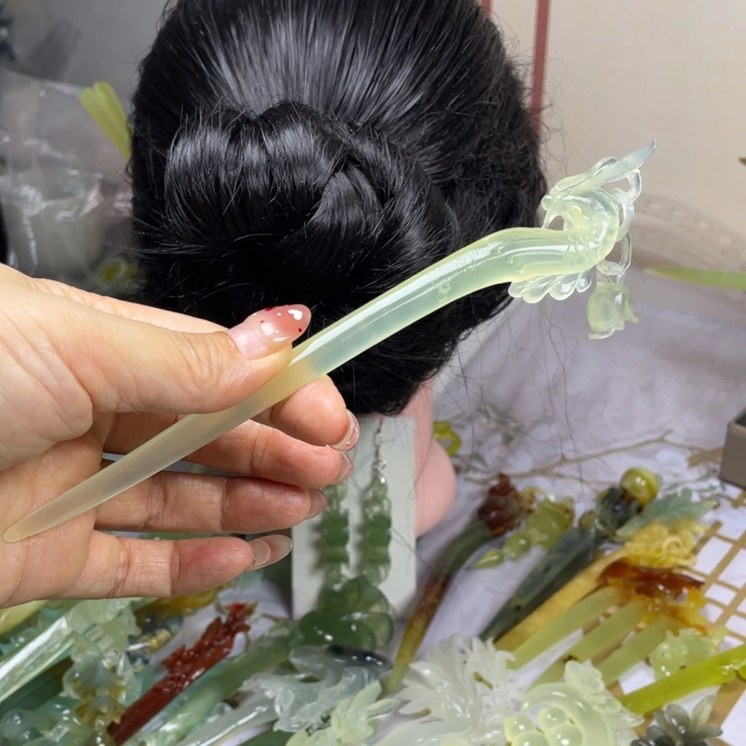未镶嵌蛇纹石玉发饰Y***?