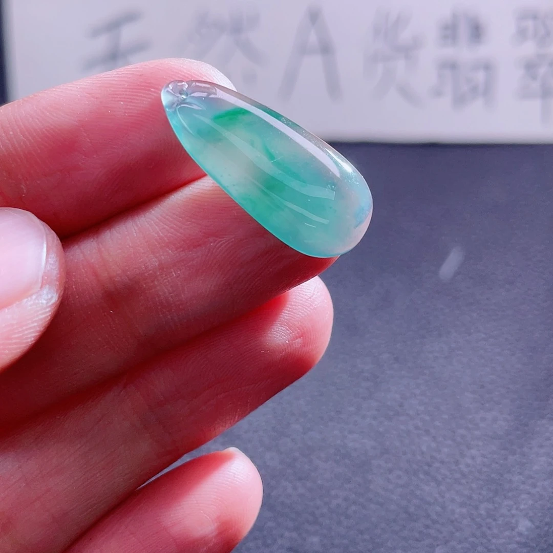 翡翠颈饰未镶嵌99999999