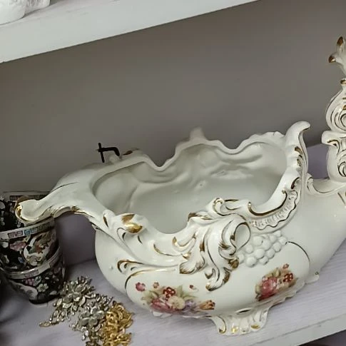 摆件瑕。。。。。。。。。。。。。。。。