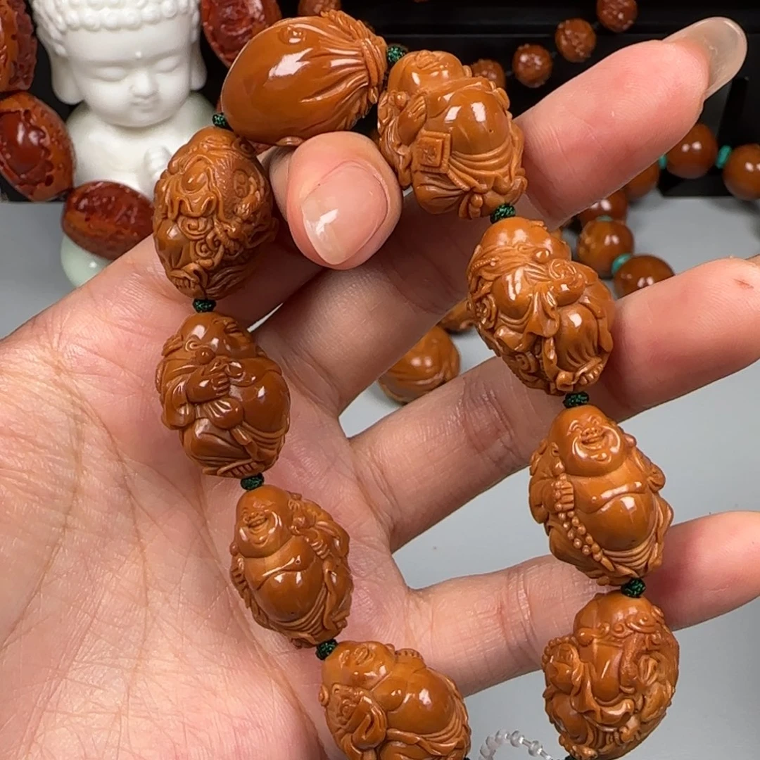 吊坠橄榄核御龙弥勒