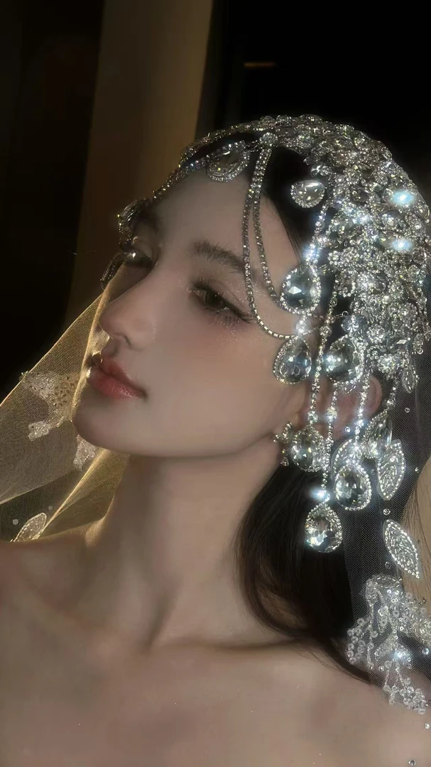 ete17215皇冠小众设计款流苏满钻奢华新娘结婚婚纱礼服头饰网红