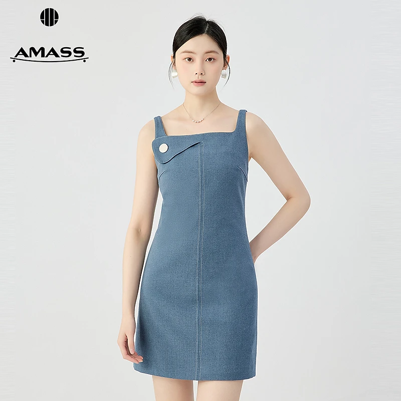 阿玛施AMASS 百搭胸前纽扣翻边不对称设计吊带短款连衣裙550025