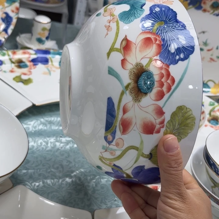 瓷片荷塘八寸汤碗一个