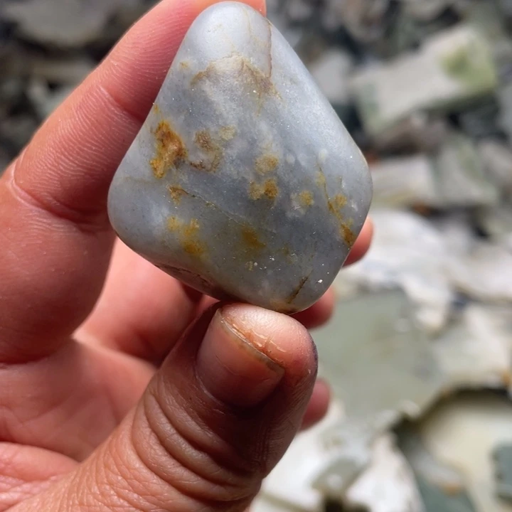 和田玉未镶嵌珠宝半成品