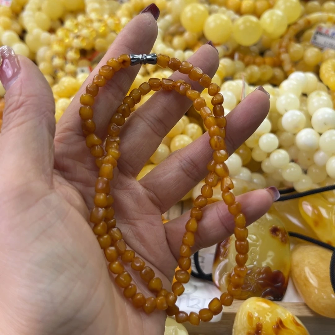 琥珀珠宝奇石未镶嵌