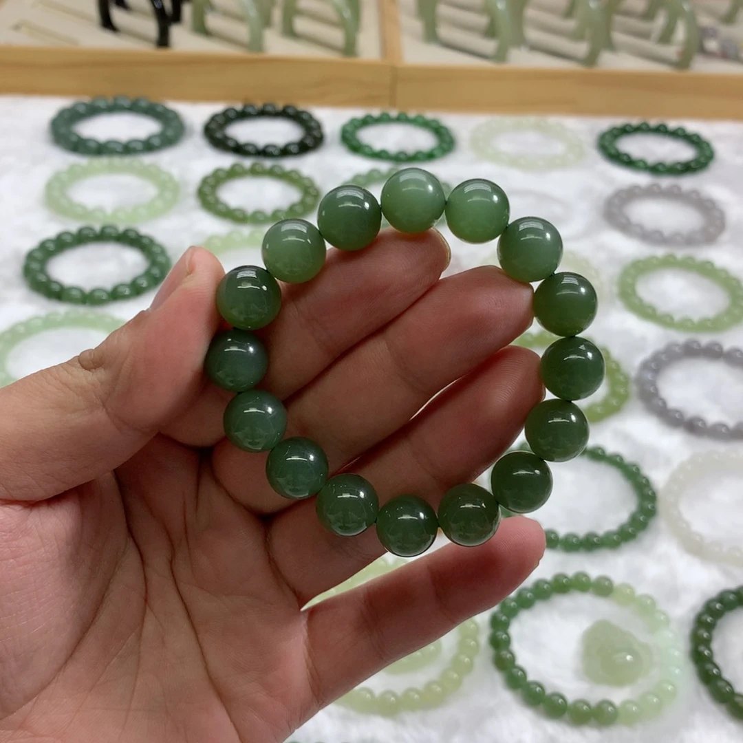 未镶嵌手串和田玉（湖水绿11.7）