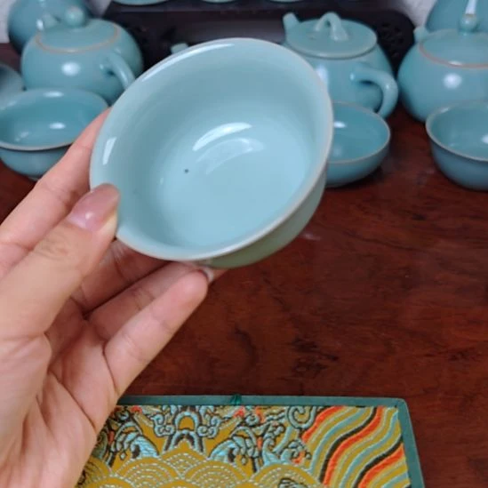 不完美体验品汝瓷鸡缸杯支钉