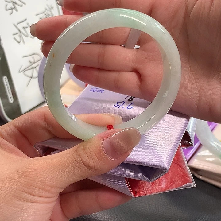 翡翠未镶嵌手镯57.6圈口